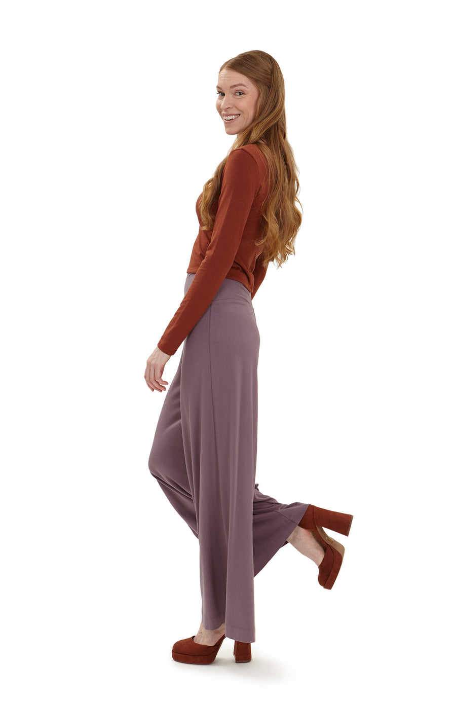 Emilie Crop