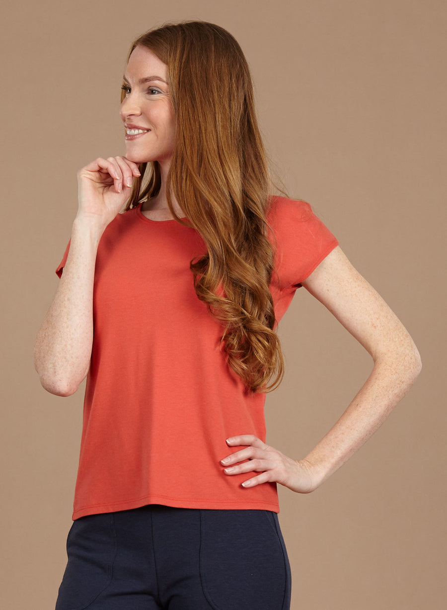 Easy Tee