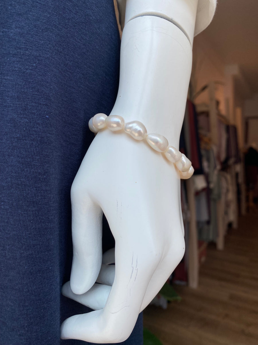 Baroque Pearl Stretch Bracelet